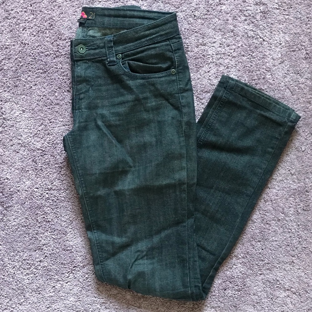 🎉HP🎉 Forever 21 Jeans